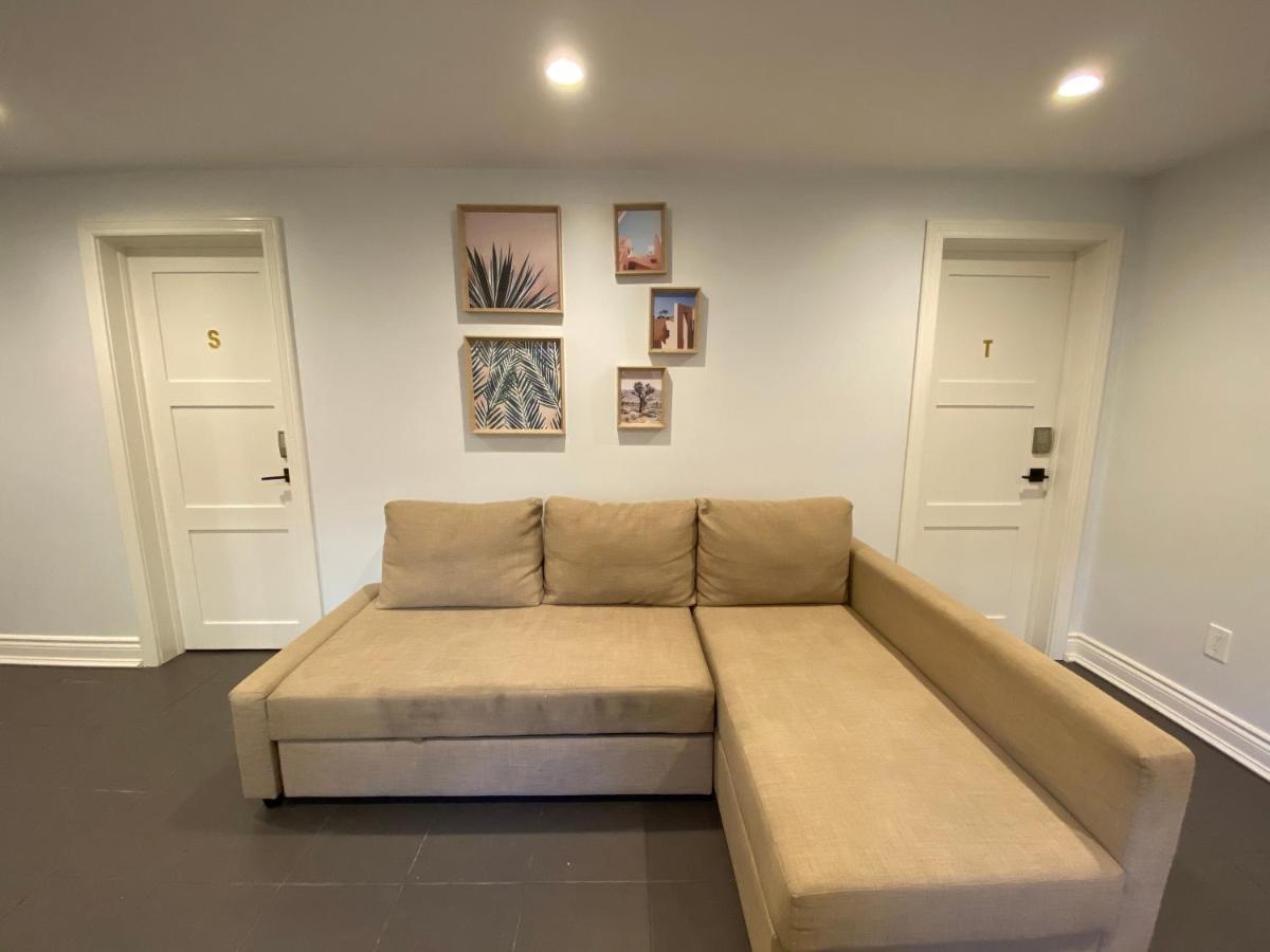 Yonge And Finch Subway !S Spacious And Modern Private Bd With Shared Bathroom 多伦多 外观 照片
